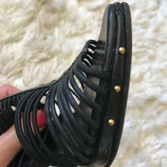 Authentic Gucci Heels - Picture 8 of 8